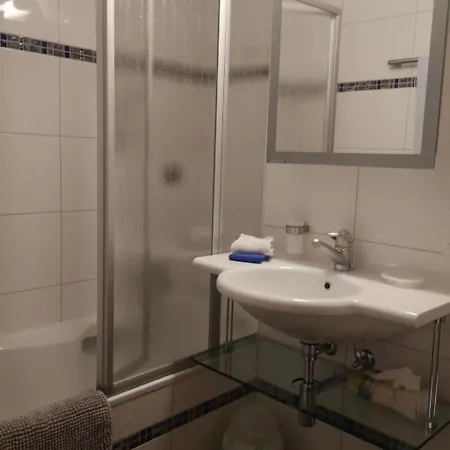 4 Bettwohnung Ueerts By Interhome Апартаменты